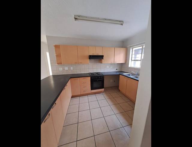 2 BEDROOM PROPERTY TO RENT IN VAN DYK PARK